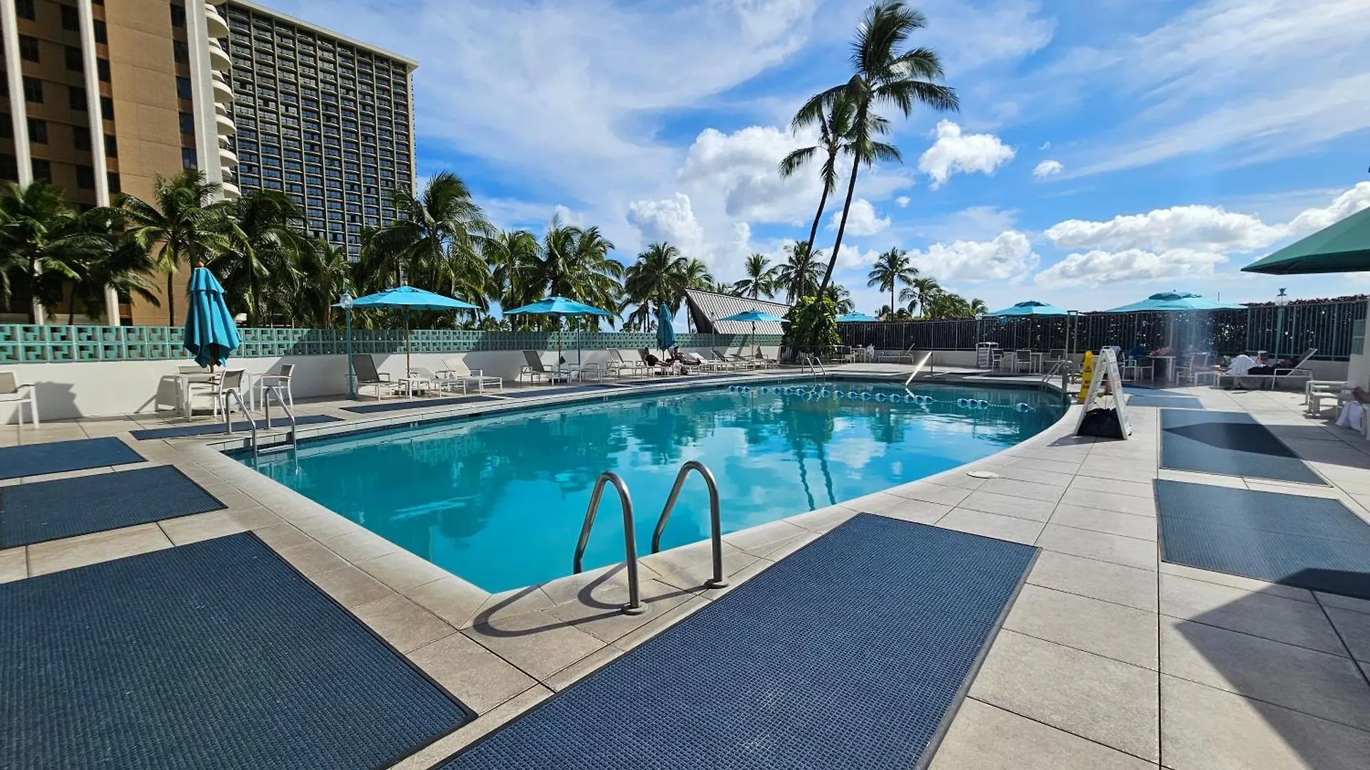 Ilikai Tower 936 Lagoon View 1Br Гонолулу США